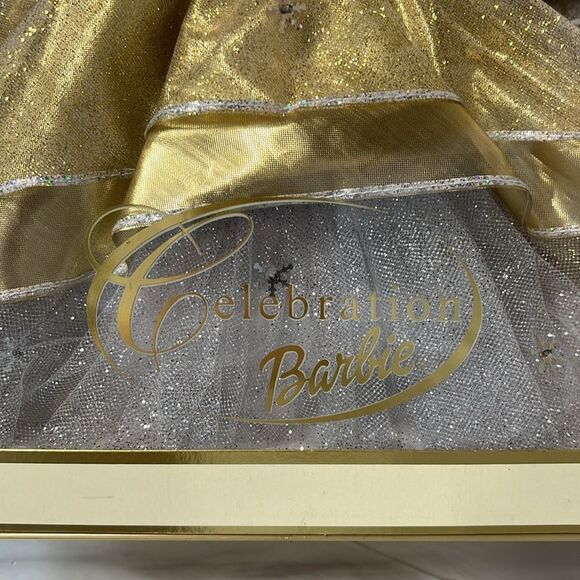 NEW Celebration Barbie, Special 2000 Edition - Picture 5 of 6